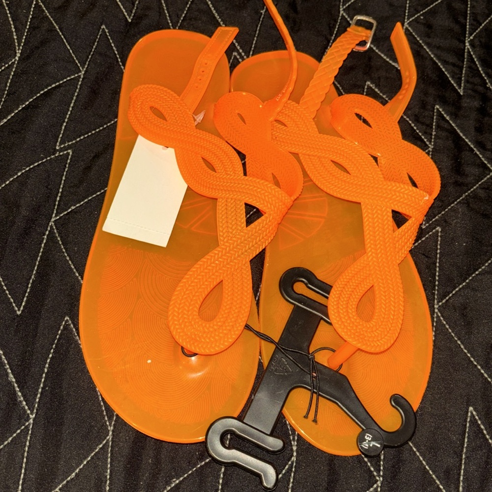 New NWT girls plastic orange Sandals 3-4